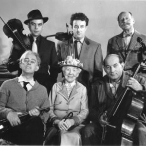 Una scena del film La signora omicidi (The Ladykillers)