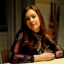 La kryptonite nella borsa: Cristiana Capotondi nei panni di Titina in una foto promozionale del film