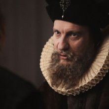 David Thewlis Nei Panni Di William Cecil In Una Scena Di Anonymous 220944