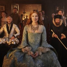 Joely Richardson al centro di una bellissima immagine promozionale di Anonymous