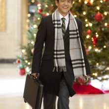 A Very Harold & Kumar Christmas: John Cho in una scena
