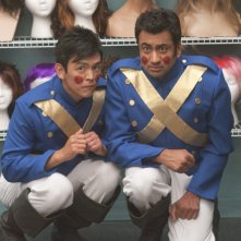 Il duo John Cho e Kal Penn in una scena di A Very Harold & Kumar Christmas