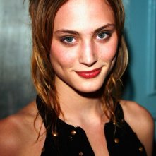 Una foto di Nora Arnezeder