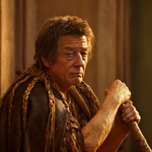 Immortals 3D: John Hurt nei panni di Zeus in una scena del film