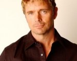 John Schneider guest star in Glee