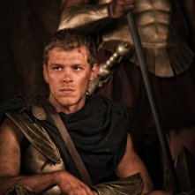 Joseph Morgan è Lisandro in una scena del film epico Immortals 3D
