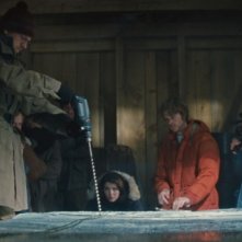 La Cosa: Eric Christian Olsen, Ulrich Thomsen e Mary Elizabeth Winstead in una scena del film