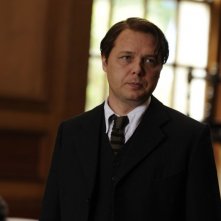 Shaun Dooley in una scena del film 1921 - Il mistero di Rookford
