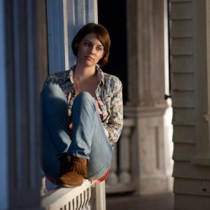 The Walking Dead: Lauren Cohan in una scena dell'episodio Sopravvivere