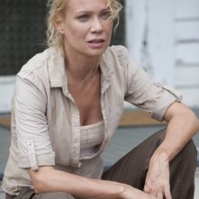 The Walking Dead: Laurie Holden in una scena dell'episodio Chupacabra
