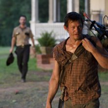 The Walking Dead Norman Reedus Ed Andrew Lincoln Sullo Sfondo Nell Episodio La Rosa Di Cherokee 221798