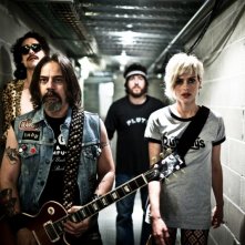 I più grandi di tutti: Dario 'Kappa' Cappanera, Claudia Pandolfi, Alessandro Roja e Marco Cocci in una scena del film