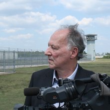 Il regista Werner Herzog sul set del suo Into the Abyss