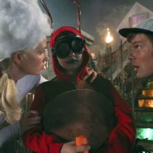 Parenthood: Monica Potter, Peter Krause e Max Burkholder nell'episodio Orange Alert