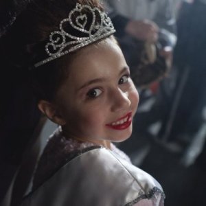 Parenthood: Savannah Paige Rae nell'episodio Orange Alert