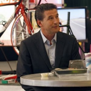 Parenthood: William Baldwin nell'episodio The Booth Job