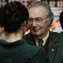 Gilbert Sicotte in una scena de Le vendeur danza insieme a Nathalie Cavezzali