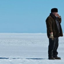 Gilbert Sicotte sulla neve in una scena del film Le vendeur