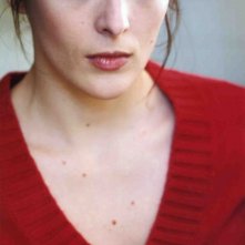 La regista e attrice Valérie Donzelli in un'immagine promozionale de La guerre est déclaré