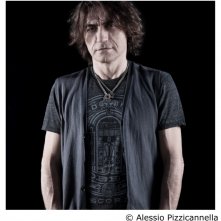 Luciano Ligabue in una foto promozionale del film Campovolo 2.0 in 3D