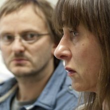 Milan Peschel e Steffi Kühnert in Halt auf freier Strecke