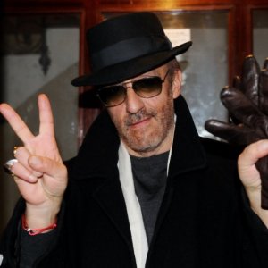 Patrizio Rispo è il sindaco di Napoli nel mockumentary L'era legale