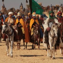 Il principe del deserto, Mark Strong e Tahar Rahim in battaglia in una scena del film