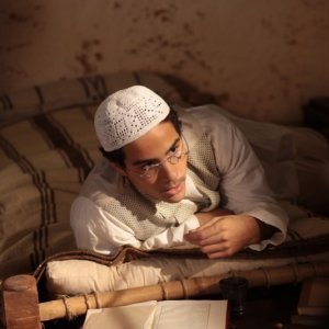 Il principe del deserto: Tahar Rahim in un'immagine tratta dal film