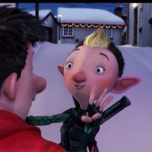 Arthur Christmas: Il figlio di Babbo Natale in 3D, il piccolo Arthur insieme al suo amico in una scena del film