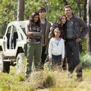 Terra Nova: la famiglia Shannon nell'episodio Now You See Me