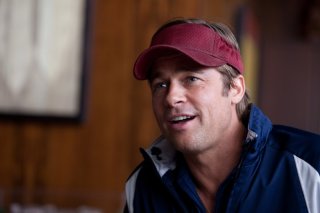 Un bel primo piano di Brad Pitt tratto dal film L'arte di vincere - Moneyball