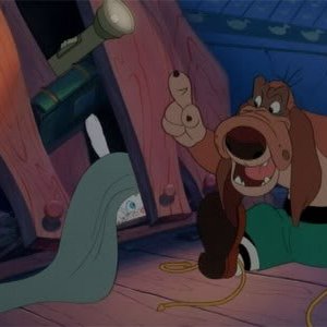 Eddy e la banda del sole luminoso: una scena con il cane Patou