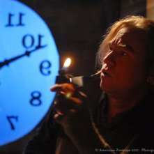 Val Kilmer protagonista di Twixt in una scena del film