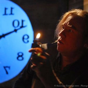 Val Kilmer protagonista di Twixt in una scena del film