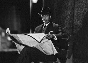 Christopher Lee in Sherlock Holmes e la valle del terrore