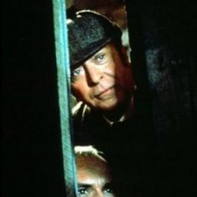 Michael Caine in Senza Indizio con Ben Kingsley