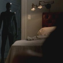 American Horror Story L Uomo In Latex Nero Si Manifesta Nell Episodio Rubber Man Stagione 1 223972