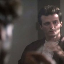 Aidan Quinn è Michael in Una gelata precoce (An Early Frost, 1985)
