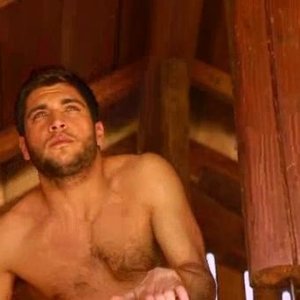 Vito Mancini: una immagine a torso nudo