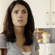 Salma Hayek nella commedia La chispa de la vida