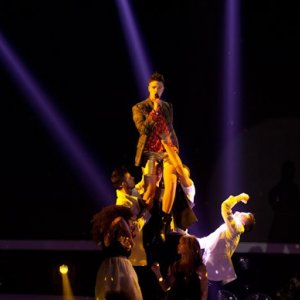 X-Factor 5: Davide Papasidero canta Never be alone - We are your friends nella terza puntata