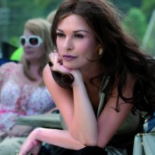Catherine Zeta-Jones in una scena del film Playing the Field