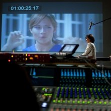 Hollywoo: Nikki Deloach (sullo schermo) e Florence Foresti in una scena della commedia.