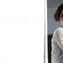 Ambra Angiolini è seria in una scena del film Immaturi - Il viaggio