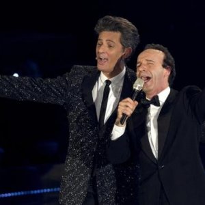 Benigni con Fiorello durante Il più grande spettacolo dopo il week end