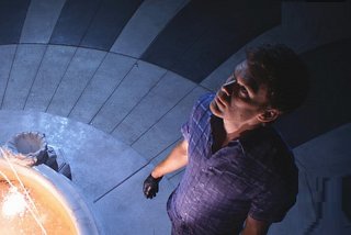 Michael C. Hall in una scena dell'episodio Talk to the Hand