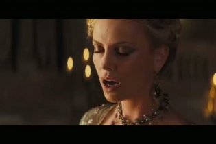Trailer sottotitolato - Biancaneve e il cacciatore