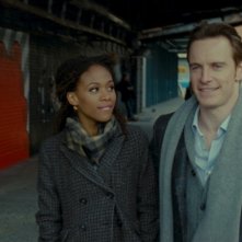 Michael Fassbender in una scena del film Shame insieme a Nicole Beharie