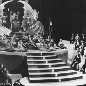 Sette passi verso Satana, una scena del film