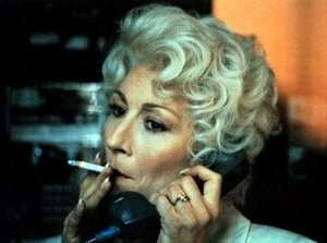 Anjelica Huston in Rischiose abitudini (1990)